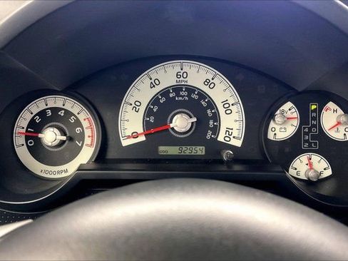 Used 2014 Toyota FJ Cruiser 4WD w/ Convenience Package image 23