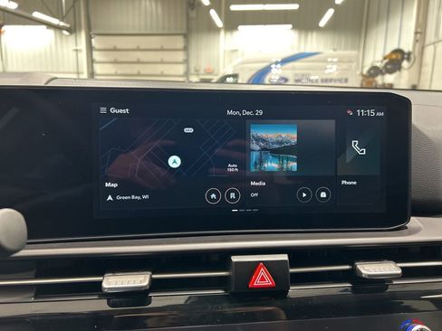 New 2026 Kia Sportage SX image 15