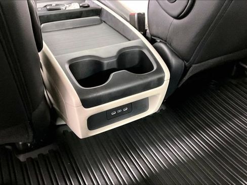 Used 2025 Honda Odyssey Elite image 9