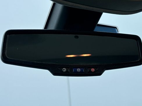 Used 2016 GMC Canyon SLT w/ Driver Alert Package image 24