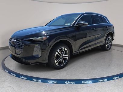 Used 2025 Audi Q5 Premium w/ Convenience Package