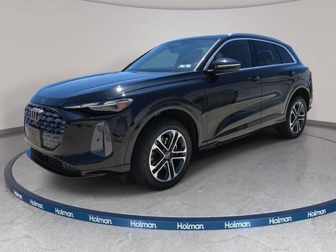 Used 2025 Audi Q5 Premium w/ Convenience Package AWD/4WD image 1