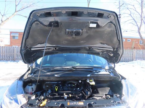 Used 2019 Ford Escape SE image 9