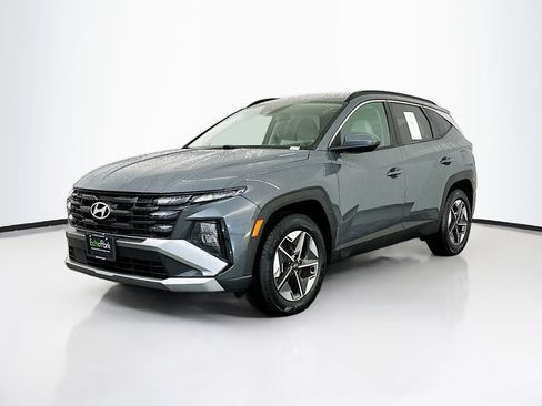 Used 2025 Hyundai Tucson SEL AWD/4WD image 3
