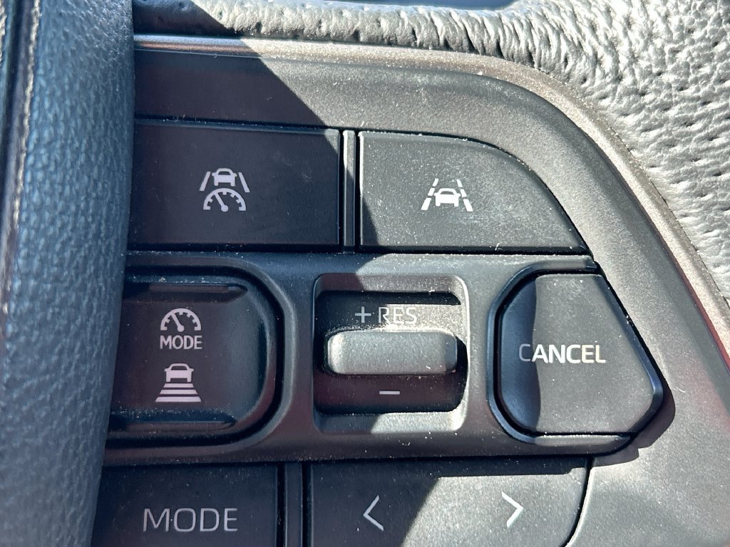 Used 2025 Toyota Tacoma TRD Sport AWD/4WD image 18