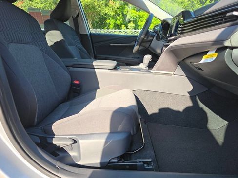 Used 2026 Toyota Camry LE FWD image 14