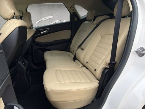 Used 2019 Ford Edge SEL w/ Equipment Group 201A image 22