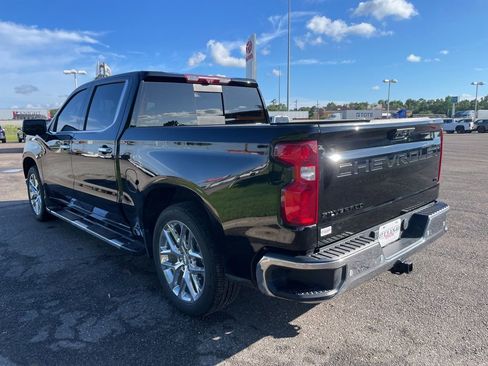 Used 2024 Chevrolet Silverado 1500 LTZ w/ LTZ Premium Package RWD image 5