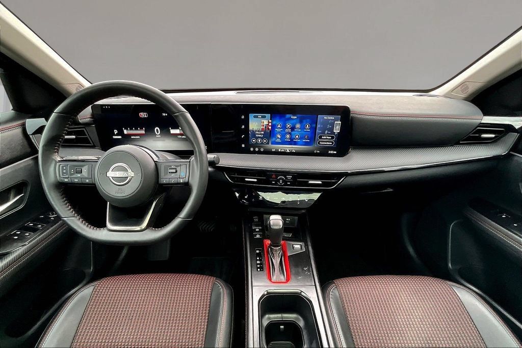 Used 2026 Nissan Kicks SR AWD/4WD image 7
