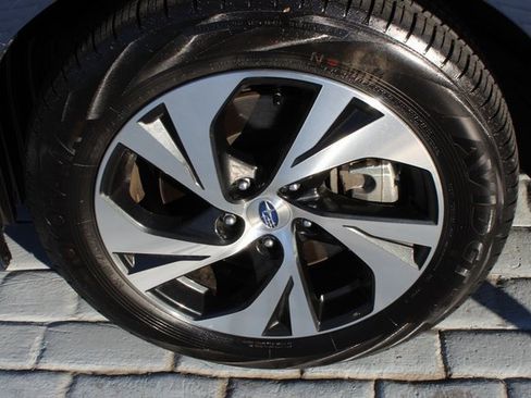 Certified 2025 Subaru Legacy Premium image 41