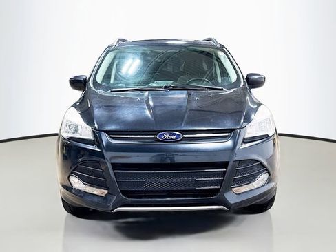 Used 2014 Ford Escape SE w/ Equipment Group 201A image 3