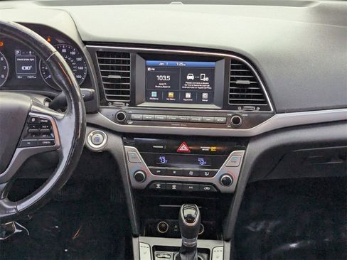 Used 2018 Hyundai Elantra Value Edition image 14