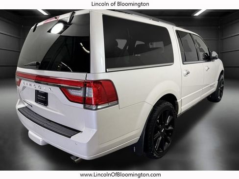 Used 2016 Lincoln Navigator L Reserve image 6