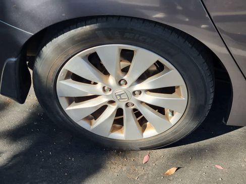 Used 2014 Honda Accord EX-L image 5