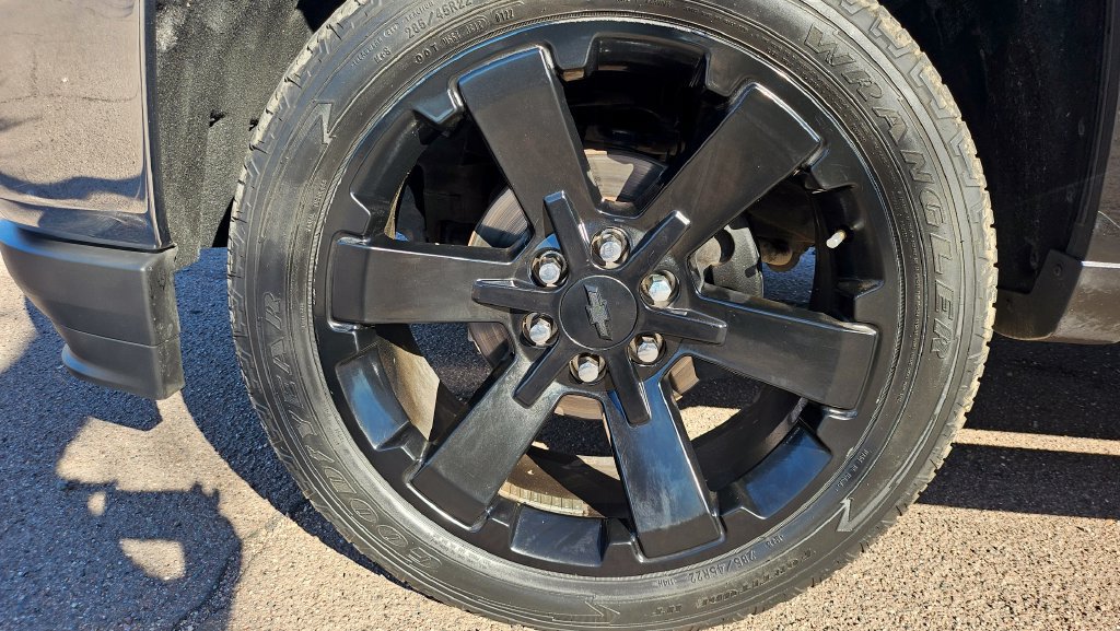 Used 2016 Chevrolet Silverado 1500 LTZ AWD/4WD image 15