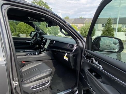 New 2024 Jeep Grand Wagoneer L Base w/ Rear Seat Video Group 1 image 27