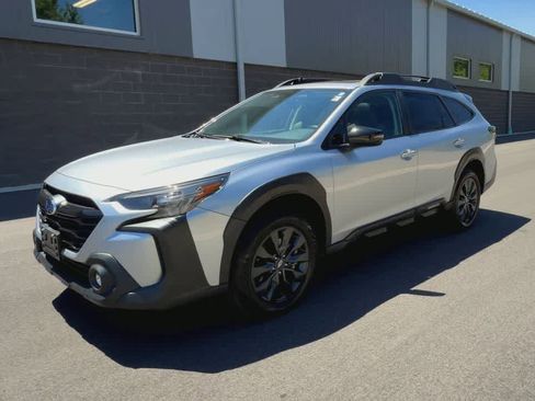 Certified 2024 Subaru Outback Onyx Edition AWD/4WD image 4