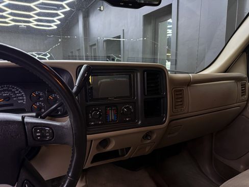 Used 2005 Chevrolet Silverado 1500 LS w/ Light Duty Power Package image 14