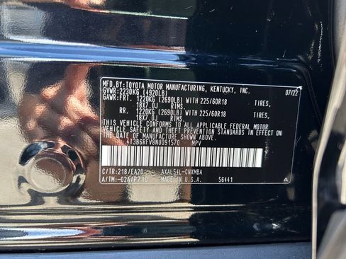 Used 2022 Toyota RAV4 XLE Premium image 35