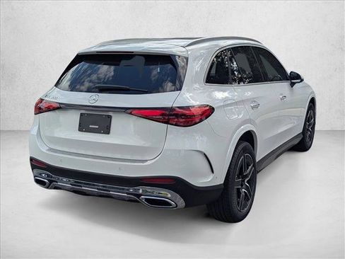 New 2026 Mercedes-Benz GLC 300 image 2