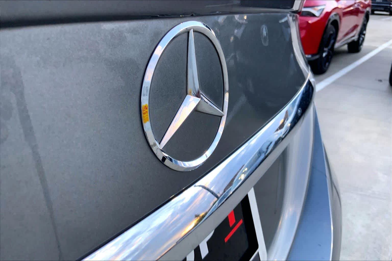 Used 2017 Mercedes-Benz C 300 Sedan image 10