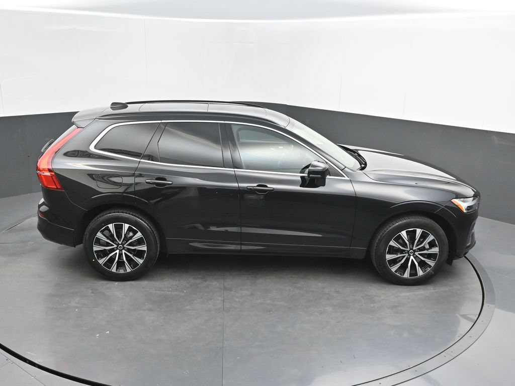 Used 2023 Volvo XC60 B5 Core w/ Climate Package FWD image 27