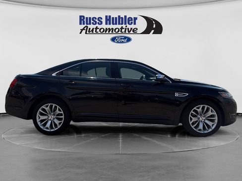 Used 2016 Ford Taurus Limited w/ Equipment Group 301A FWD image 7