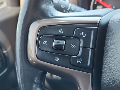 Used 2020 Chevrolet Silverado 1500 High Country w/ Technology Package AWD/4WD image 20