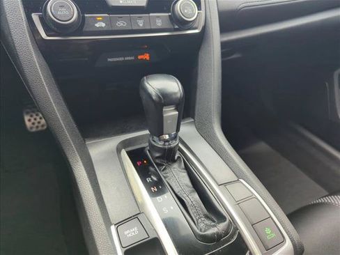 Used 2020 Honda Civic Sport image 7