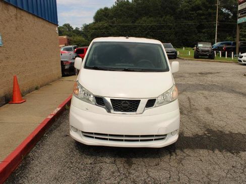 Used 2017 Nissan NV200 SV w/ Technology Package FWD image 2