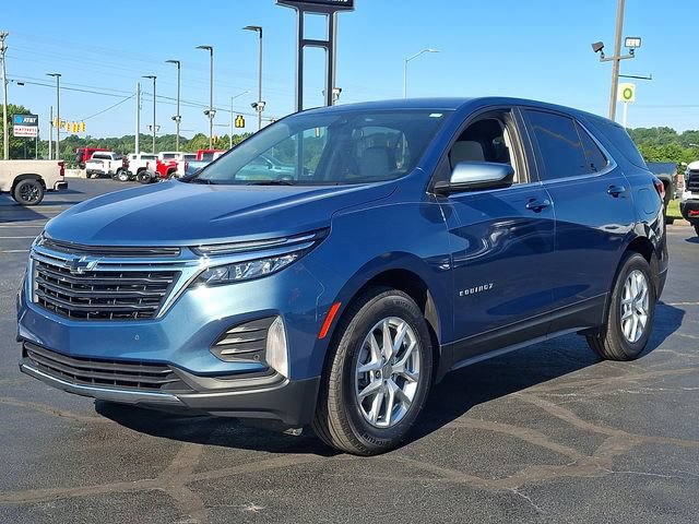 Used 2024 Chevrolet Equinox LT w/ LPO, Floor Liner Package FWD image 3