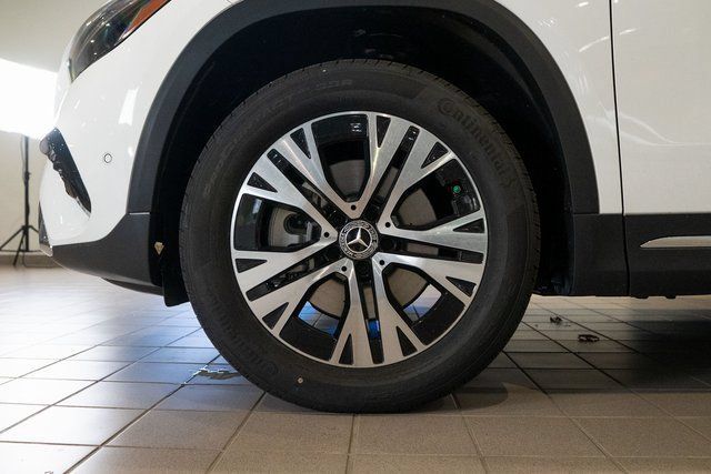 Used 2026 Mercedes-Benz GLA 250 4MATIC image 7