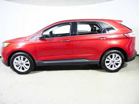 Used 2023 Ford Edge Titanium w/ Class II Trailer Tow Package AWD/4WD image 4