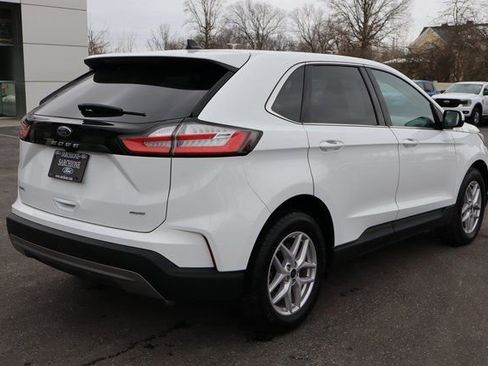 Used 2024 Ford Edge SEL image 3