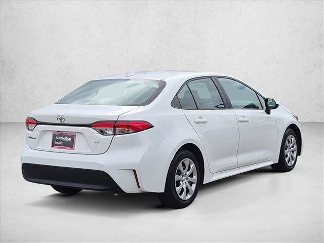 Used 2024 Toyota Corolla LE FWD image 5