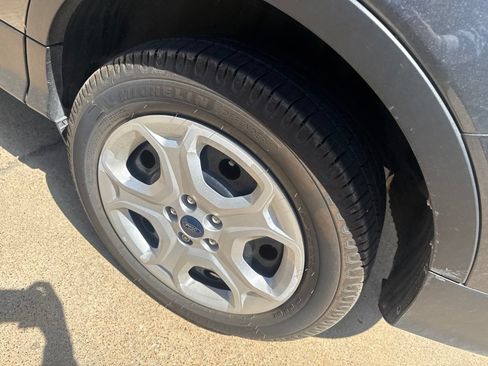 Used 2019 Ford Escape S FWD image 7