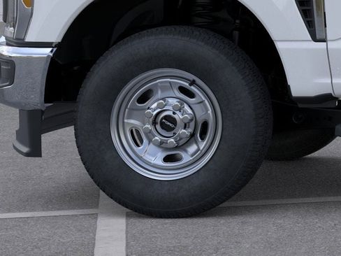 New 2026 Ford F250 XL w/ XL Chrome Package image 19