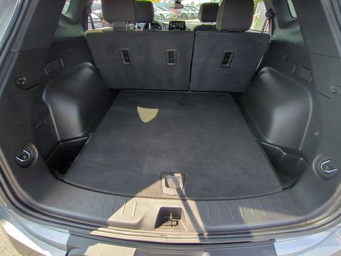 Used 2023 Chevrolet Blazer LT image 24