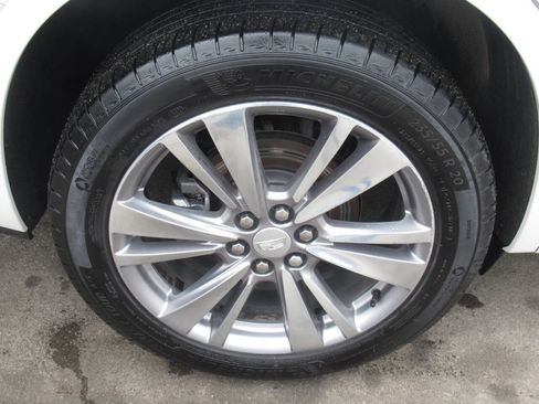 Used 2024 Cadillac XT6 Premium Luxury w/ Technology Package AWD/4WD image 12
