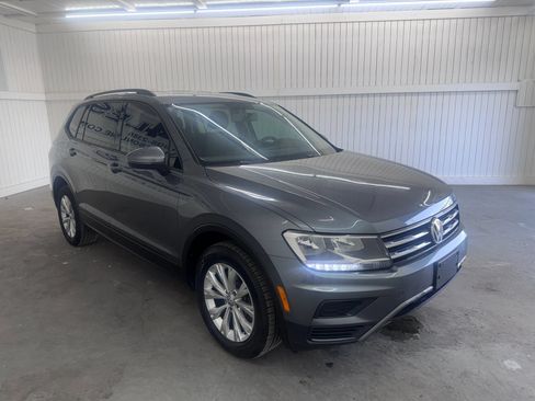 Used 2019 Volkswagen Tiguan S w/ Driver Assistance Package FWD image 3