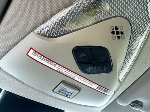 Used 2021 Toyota C-HR LE image 16