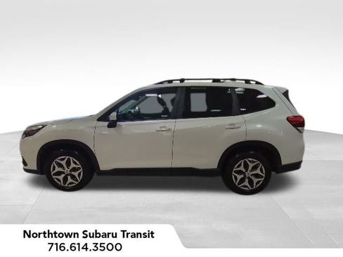 Certified 2022 Subaru Forester Premium image 2