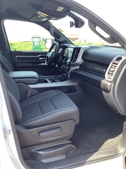Used 2022 RAM 1500 Big Horn AWD/4WD image 16
