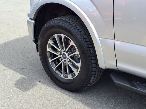 Used 2019 Ford F150 XLT w/ Equipment Group 302A Luxury image 29