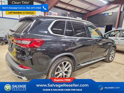 Used 2019 BMW X5 xDrive50i w/ Executive Package AWD/4WD image 4