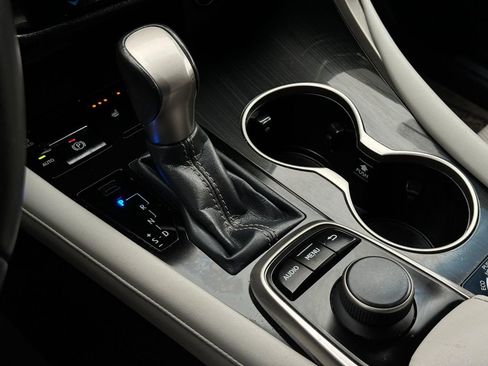 Used 2016 Lexus RX 350 AWD w/ Accessory Package image 21