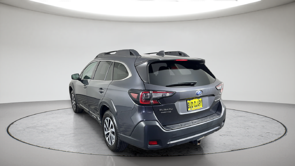Used 2024 Subaru Outback Premium AWD/4WD image 15