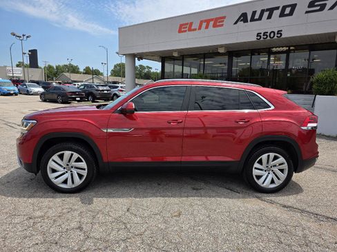 Used 2020 Volkswagen Atlas Cross Sport SEL image 8