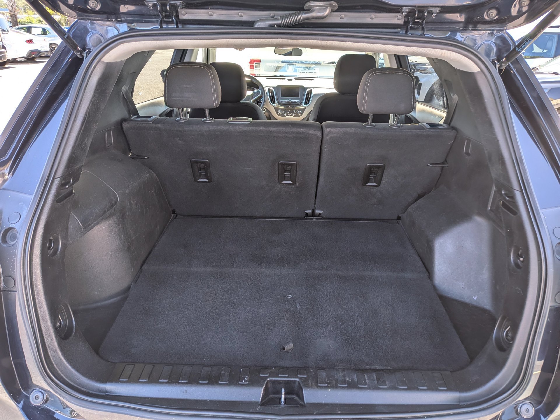 Used 2021 Chevrolet Equinox LT FWD image 15