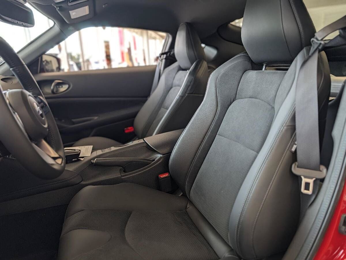 New 2026 Nissan Z Performance w/ Floor Mat Package RWD image 3